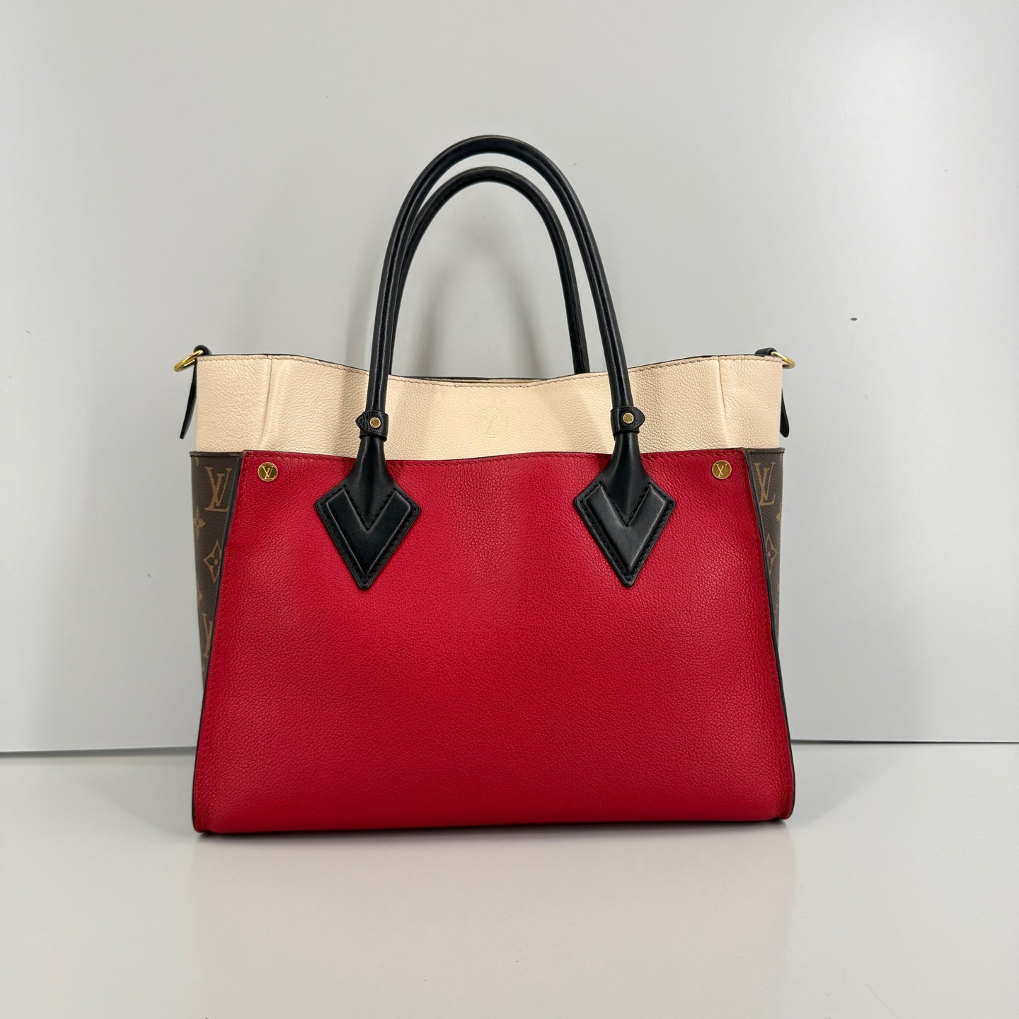 Louis Vuitton - OnMySide - Leather - Multicolour - (medium)