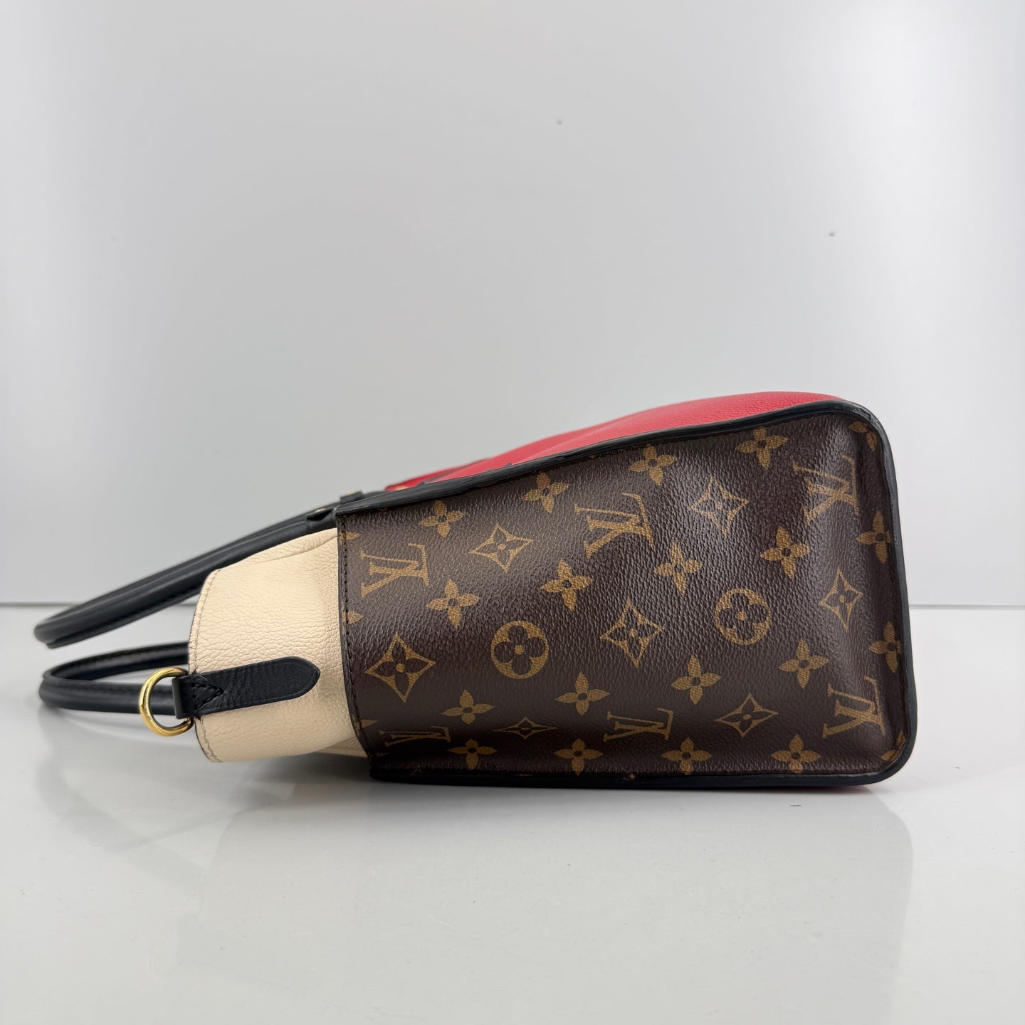 Louis Vuitton - OnMySide - Leather - Multicolour - (medium)
