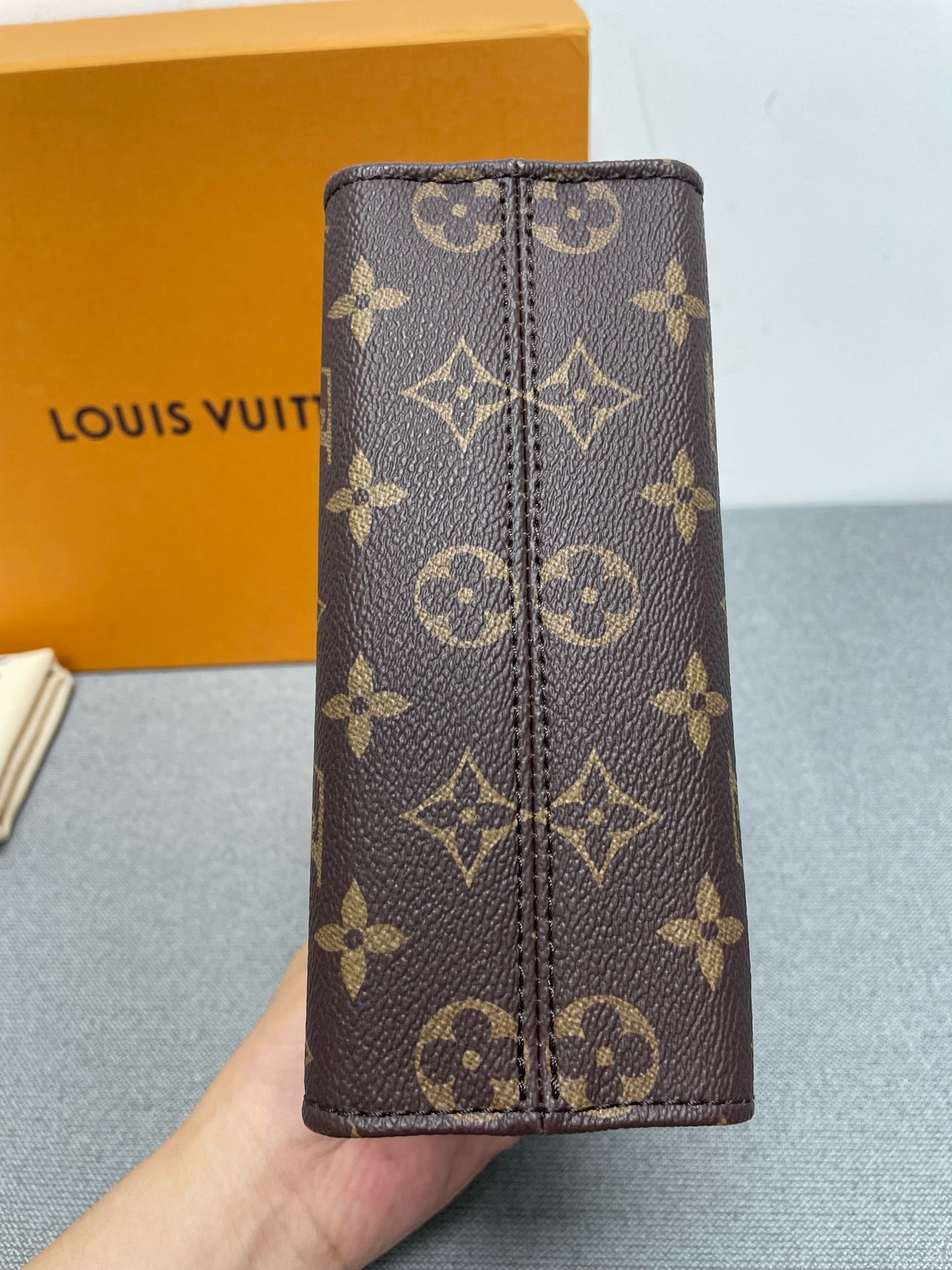Louis Vuitton - OnTheGo BB - Leather - Brown - (mini)