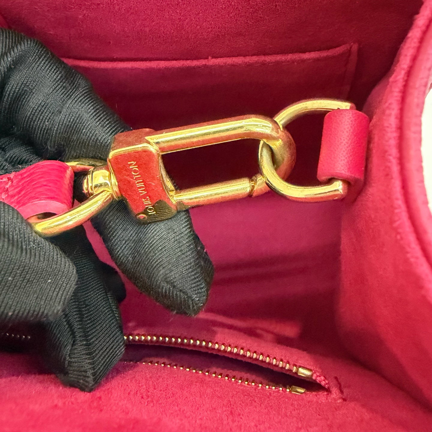 Louis Vuitton - OnTheGo BB - Leather - Pink - (mini)