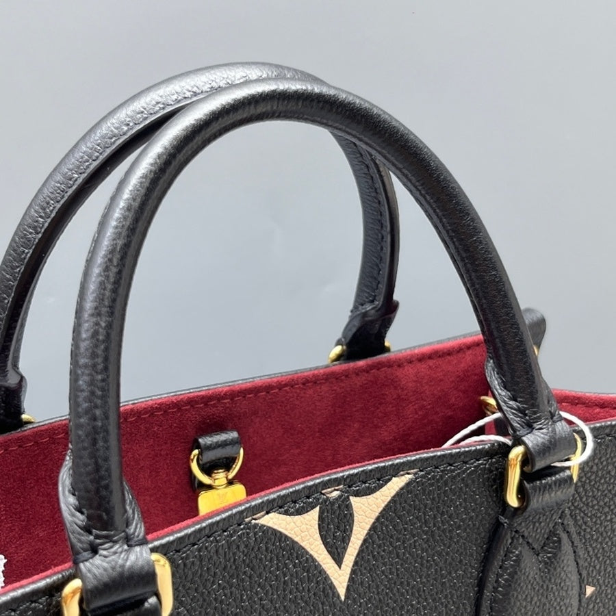 Louis Vuitton - OnTheGo - Leather - Black - (small)