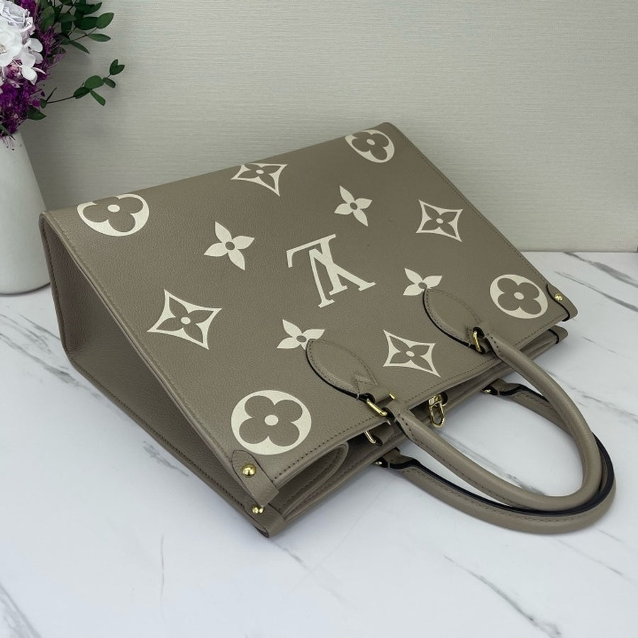 Louis Vuitton - Onthego - Leather - Grey - (medium)