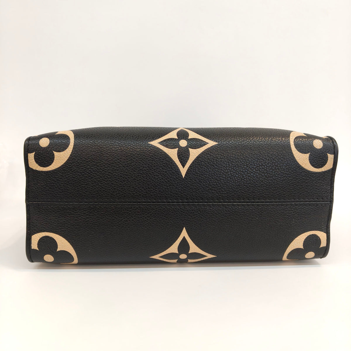 Louis Vuitton - OnTheGo - Leather - Multicolour - (small)