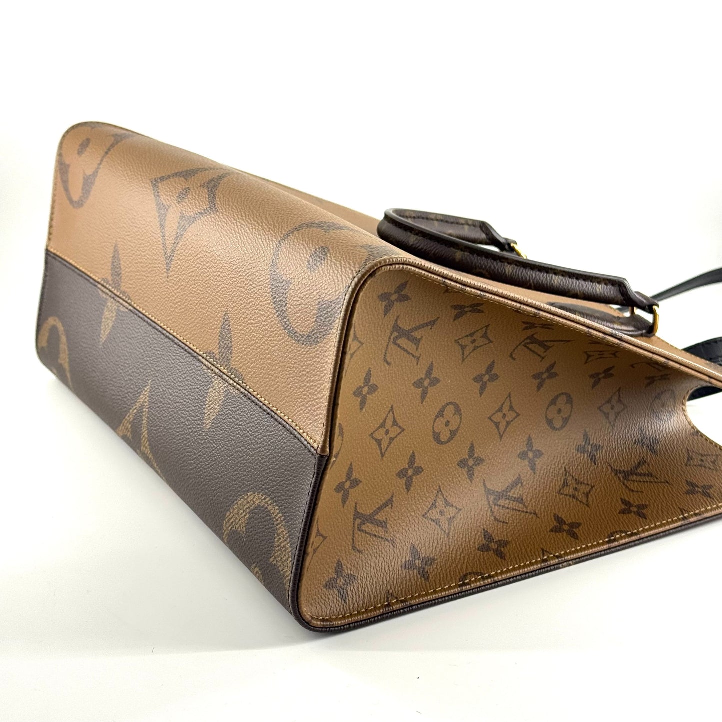 Louis Vuitton - OnTheGo MM - Leather - Brown - (medium)