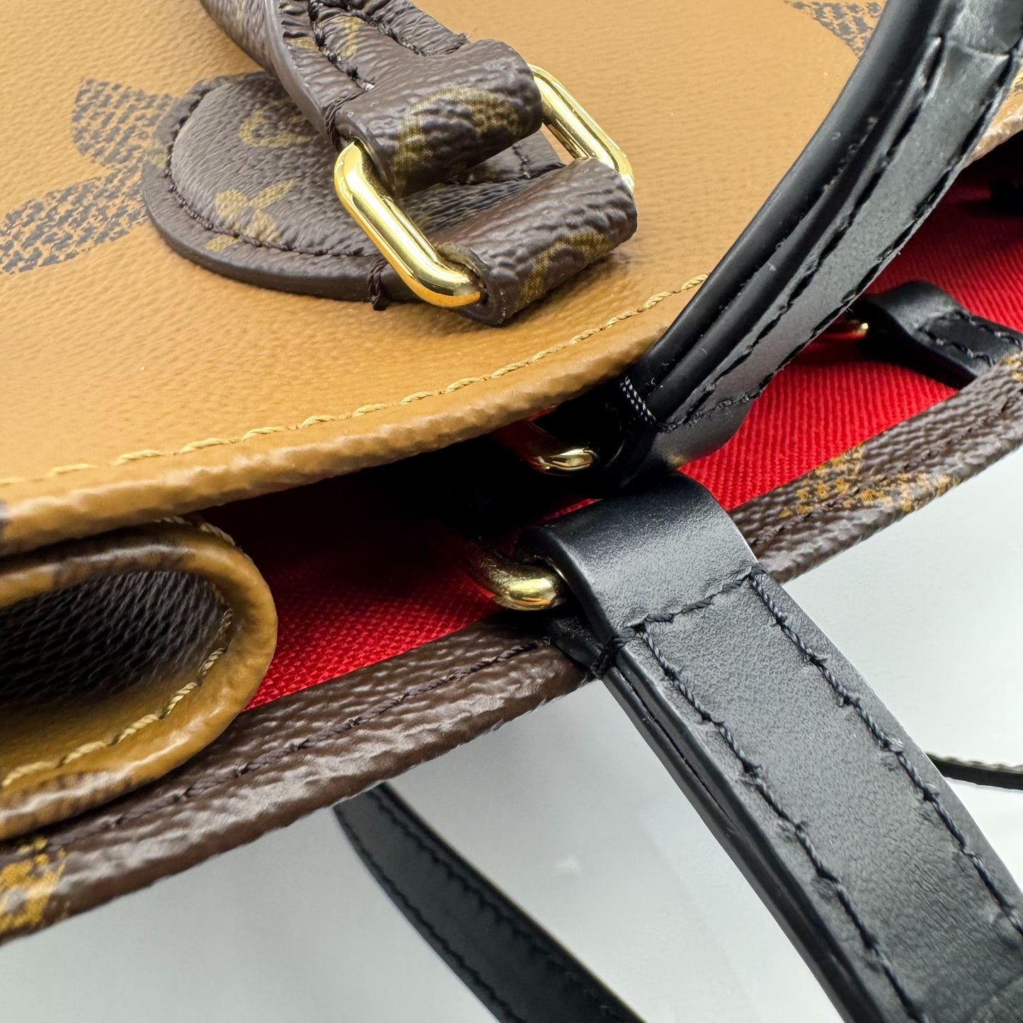 Louis Vuitton - OnTheGo MM - Leather - Brown - (medium)