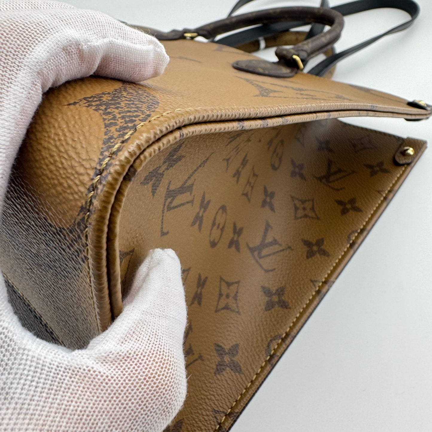 Louis Vuitton - OnTheGo MM - Leather - Brown - (medium)