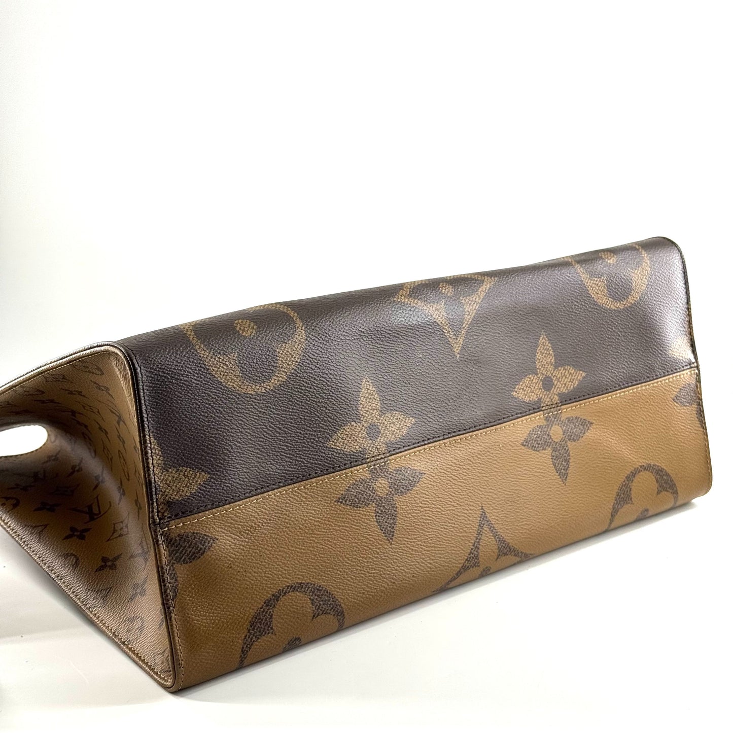 Louis Vuitton - OnTheGo - Synthetic - Brown - (large)