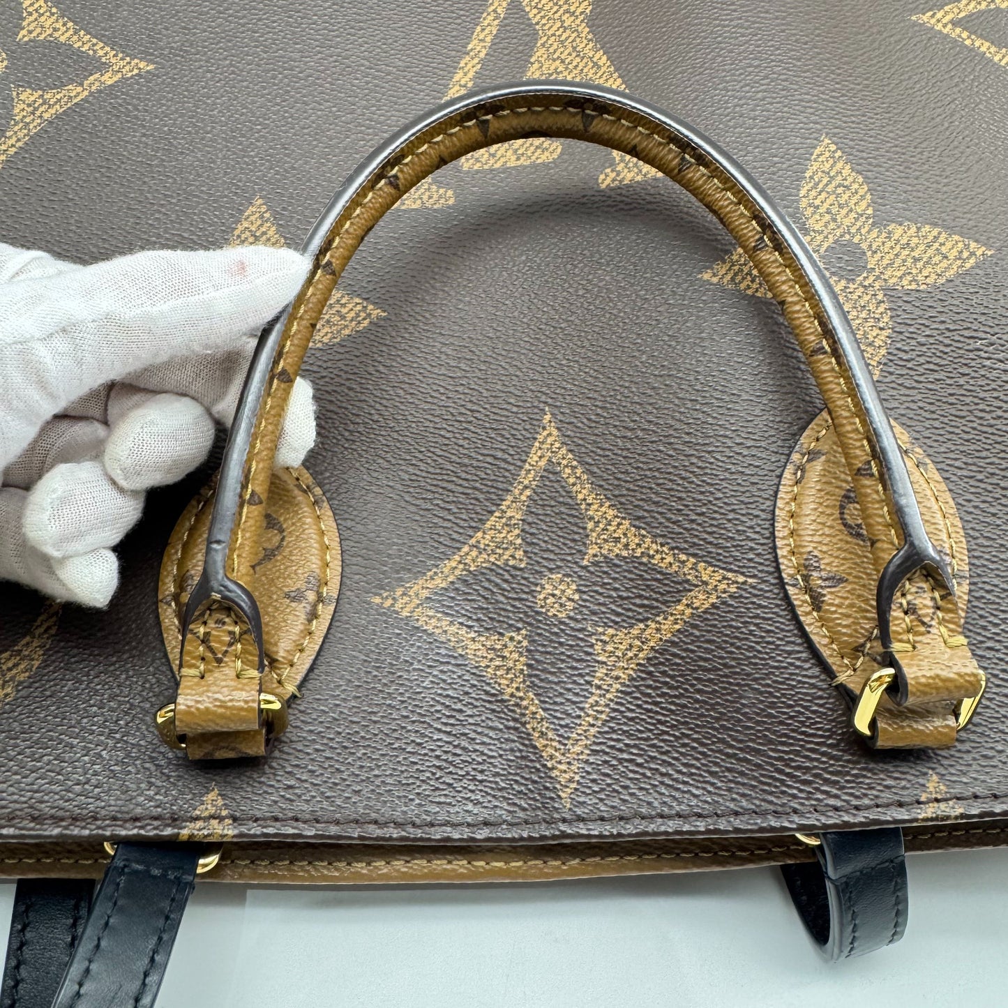 Louis Vuitton - OnTheGo - Synthetic - Brown - (large)