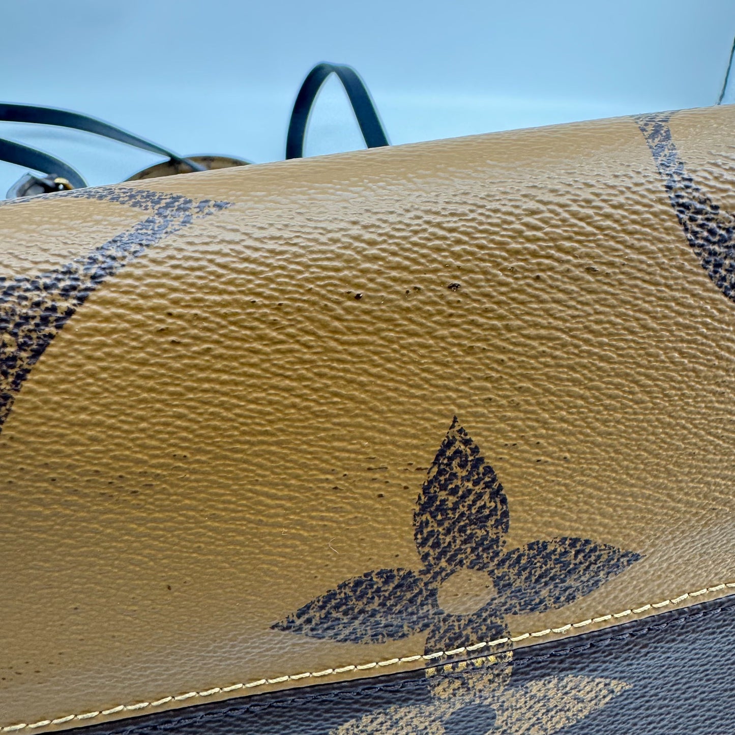 Louis Vuitton - OnTheGo - Synthetic - Brown - (large)