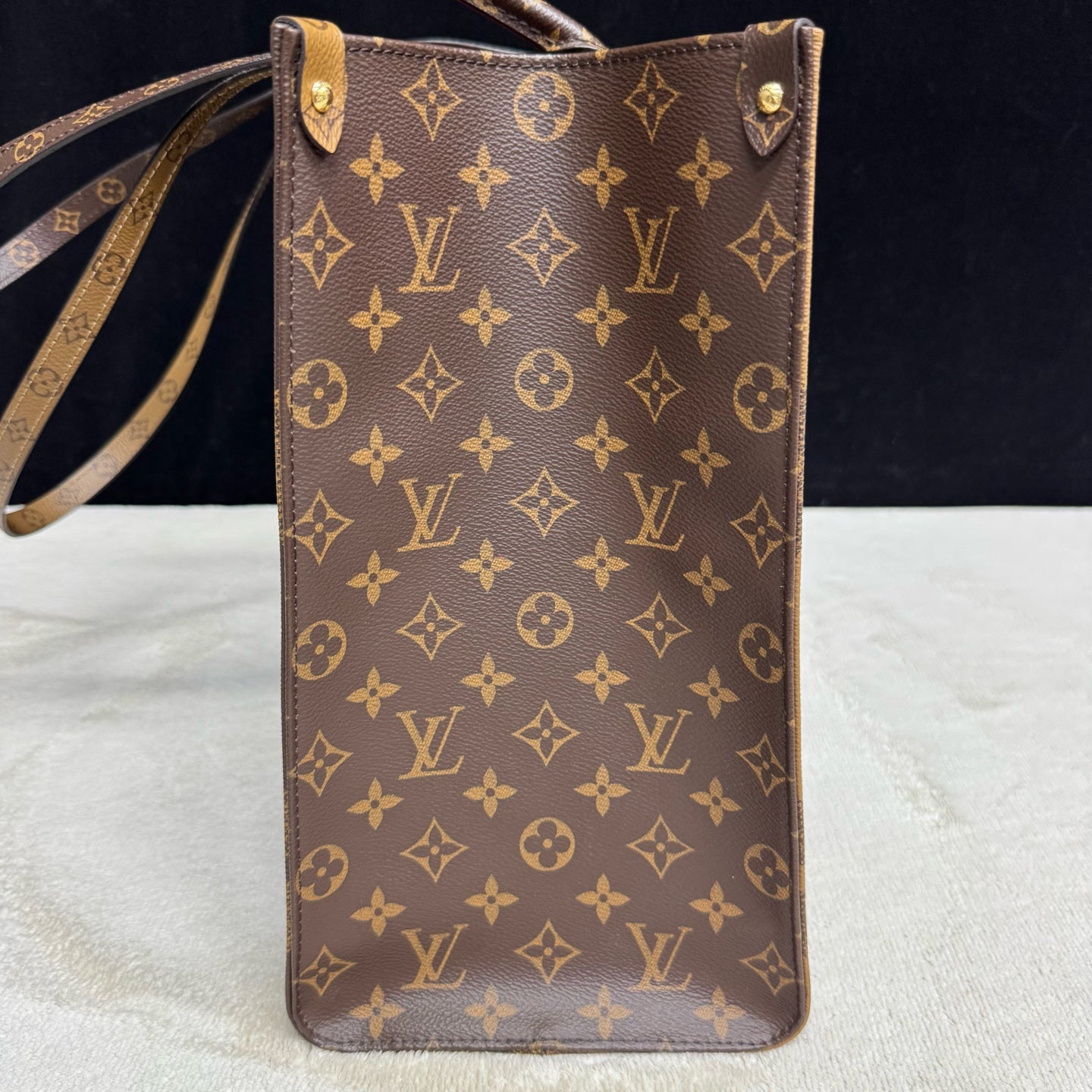 Louis Vuitton - OnTheGo - Synthetic - Multicolour - (large)