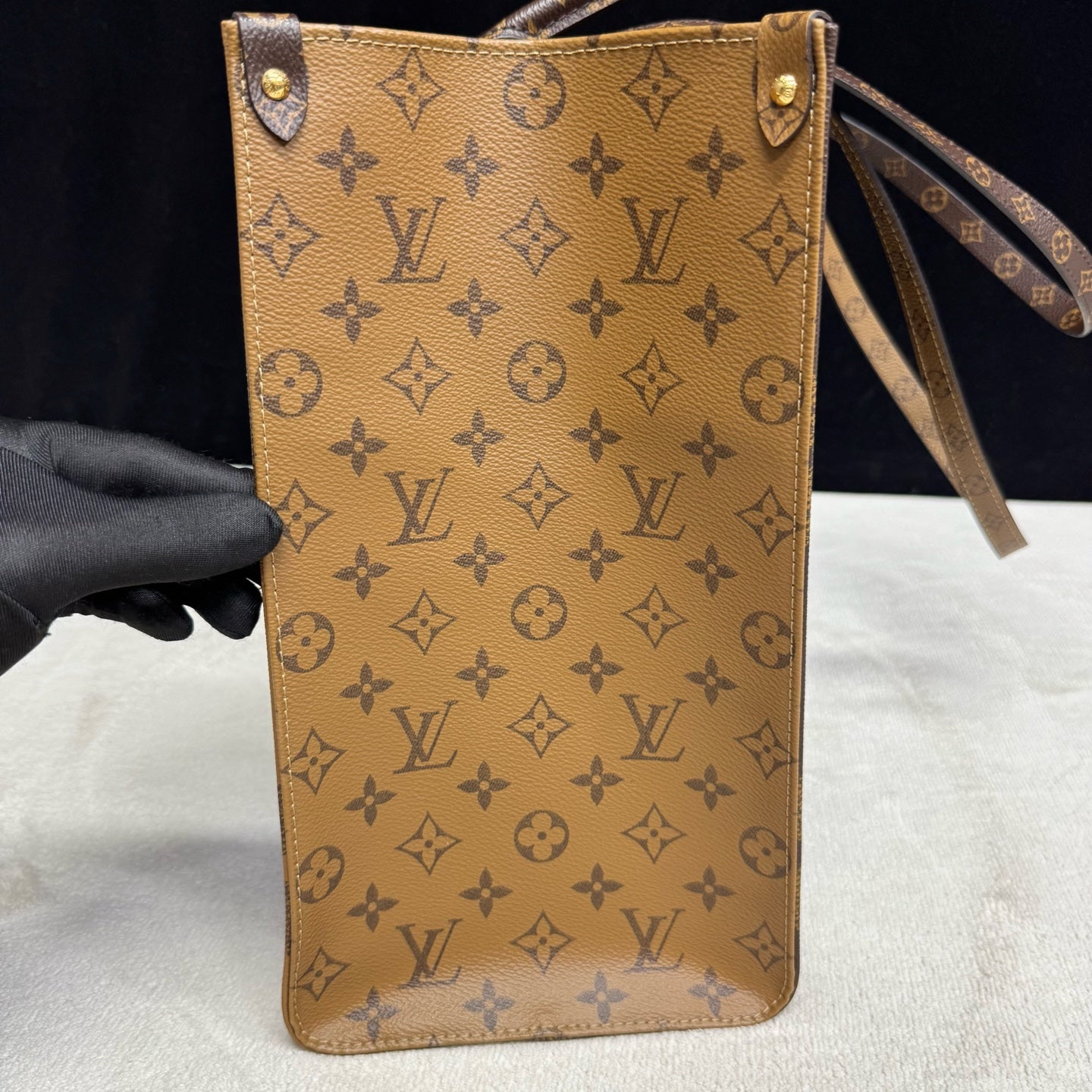 Louis Vuitton - OnTheGo - Synthetic - Multicolour - (large)