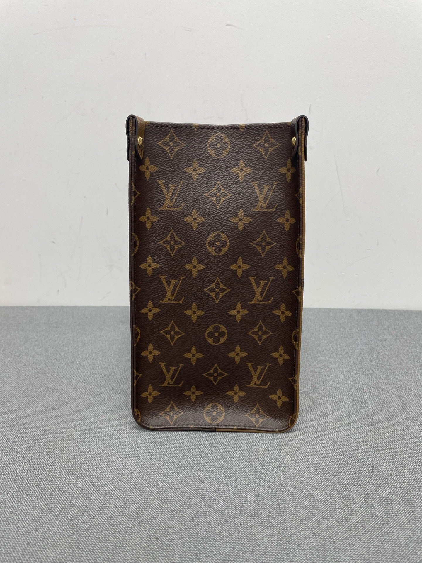 Louis Vuitton - OnTheGo - Synthetic - Multicolour - (medium)