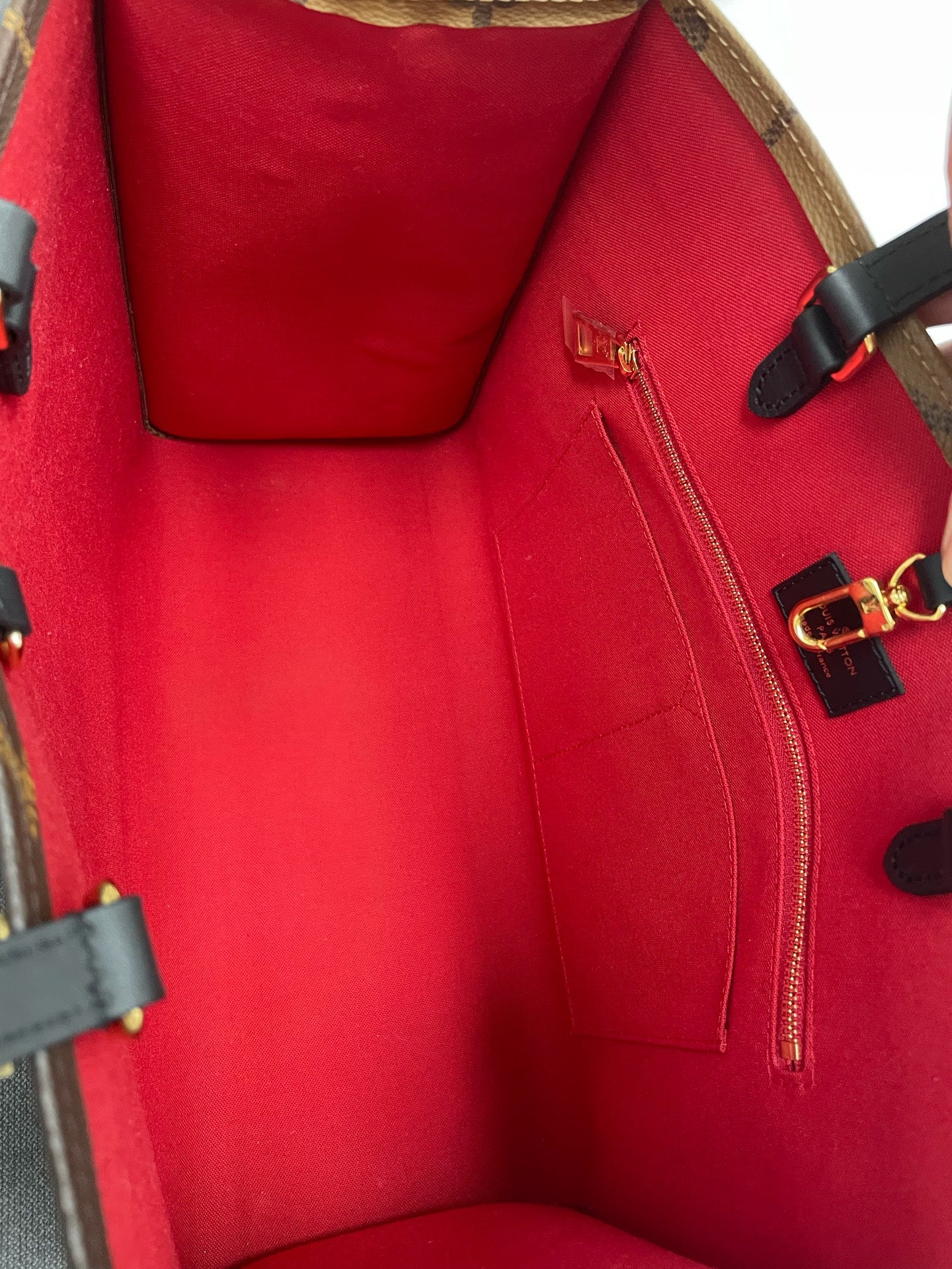 Louis Vuitton - OnTheGo - Synthetic - Multicolour - (medium)