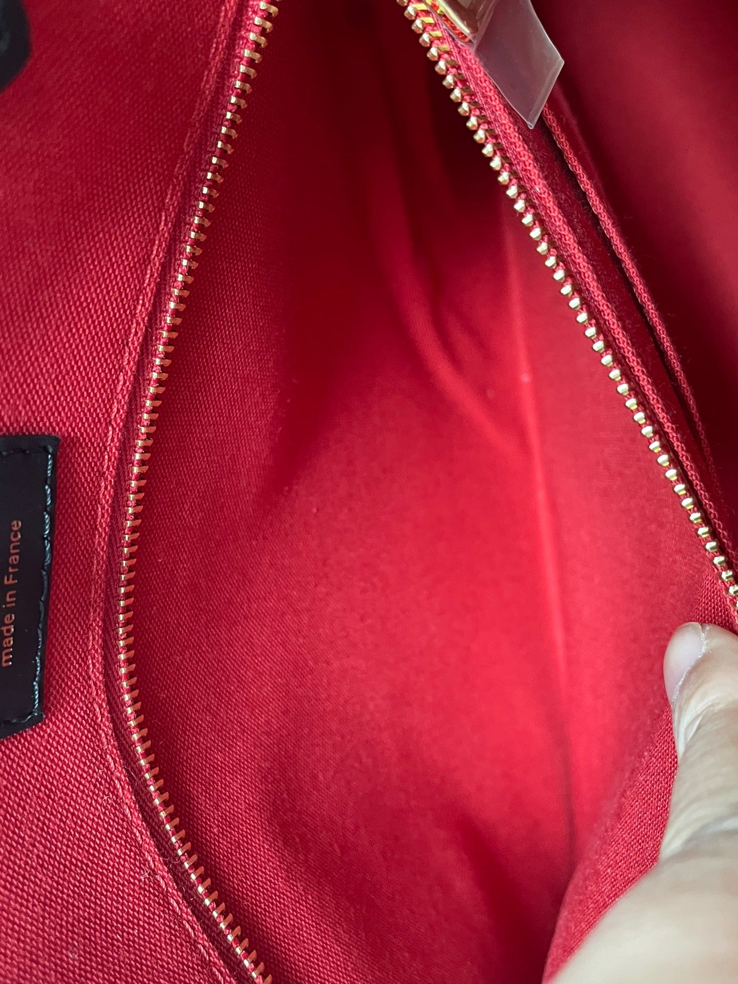 Louis Vuitton - OnTheGo - Synthetic - Multicolour - (medium)