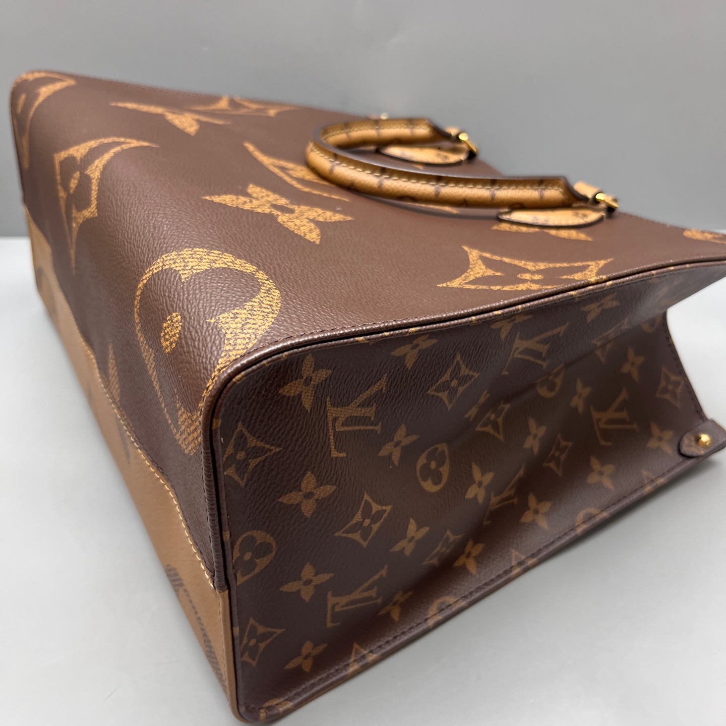 Louis Vuitton - OnTheGo Tote - Monogram Giant coated canvas with leather trim - Brown - (medium)