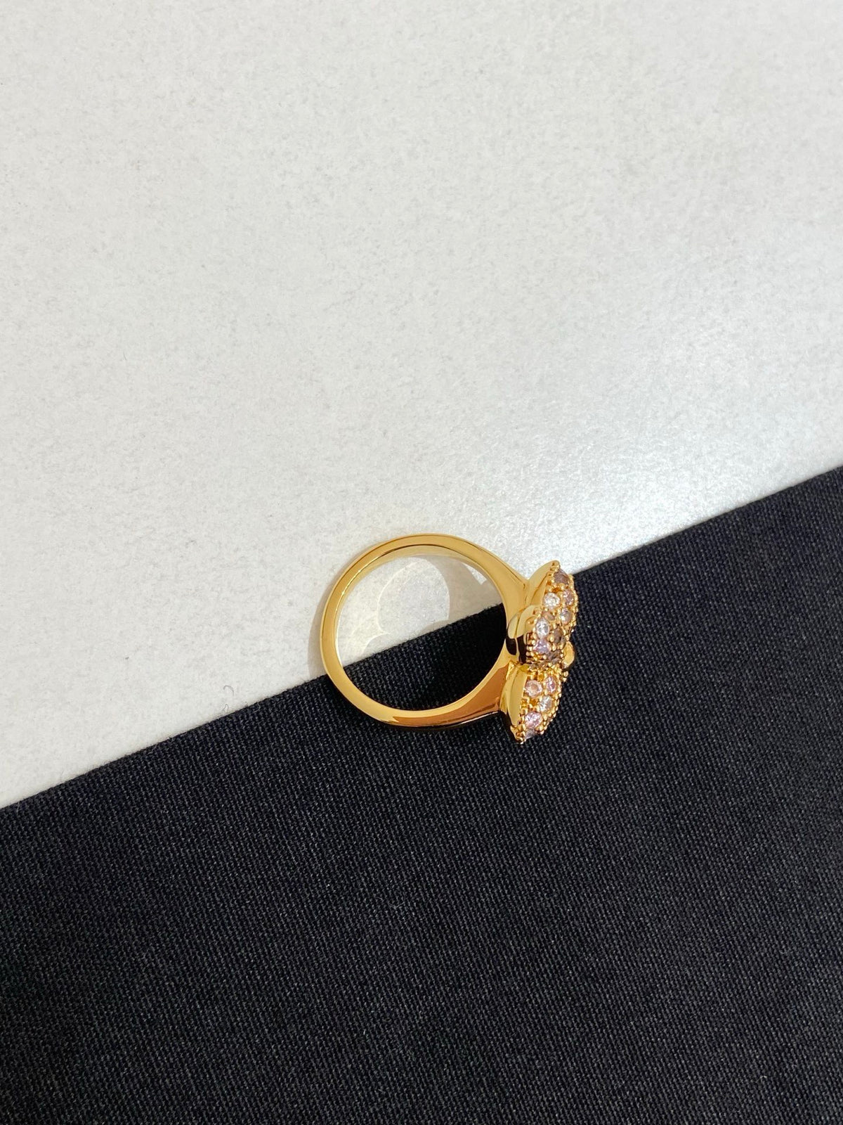 Louis Vuitton - Other - 18k yellow gold with diamonds - Gold - (53)