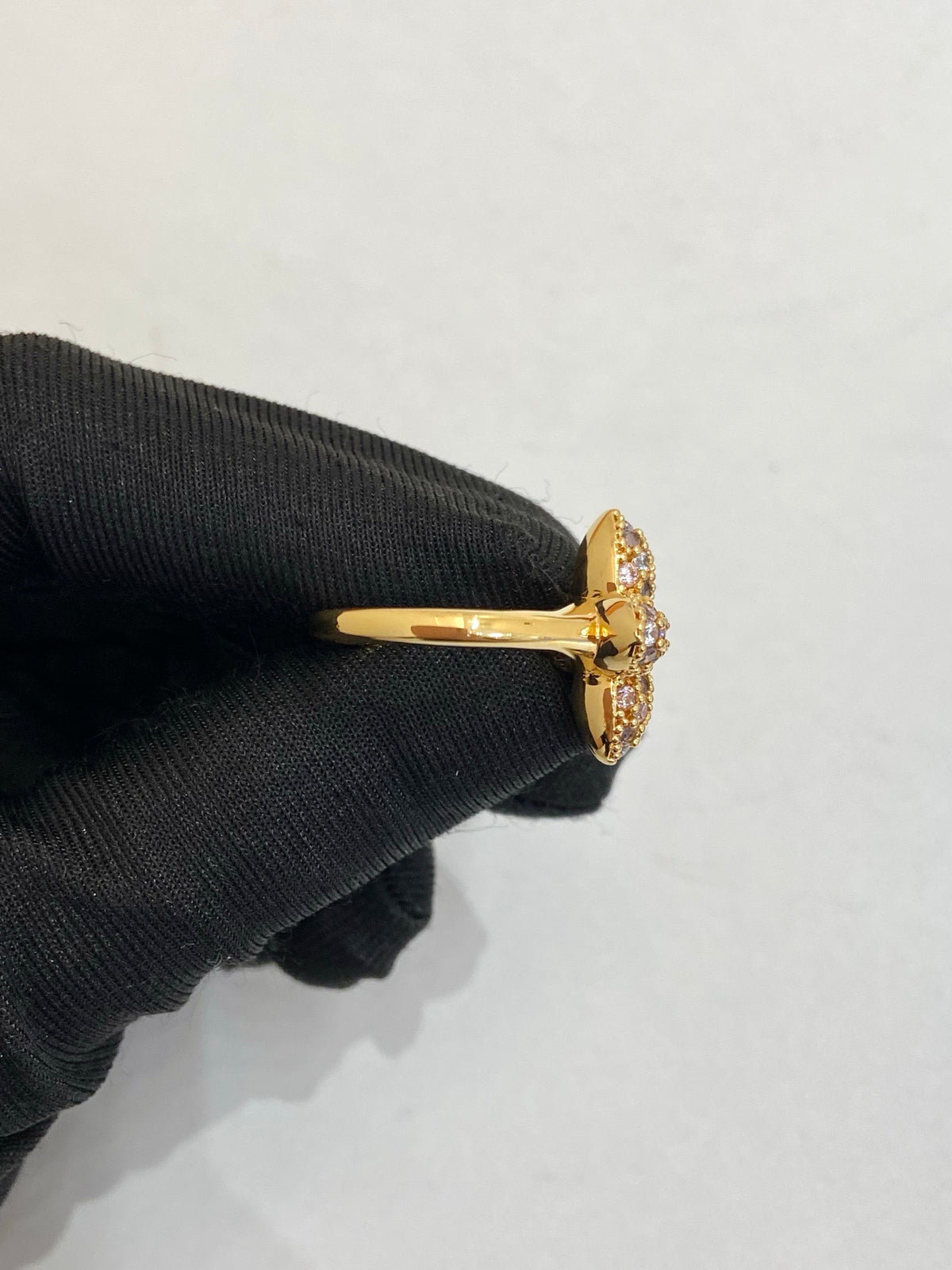 Louis Vuitton - Other - 18k yellow gold with diamonds - Gold - (53)