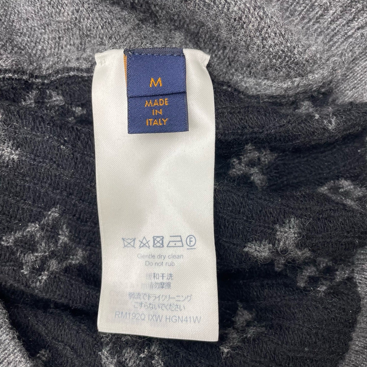 Louis Vuitton - Other - Cashmere - Grey - (M)