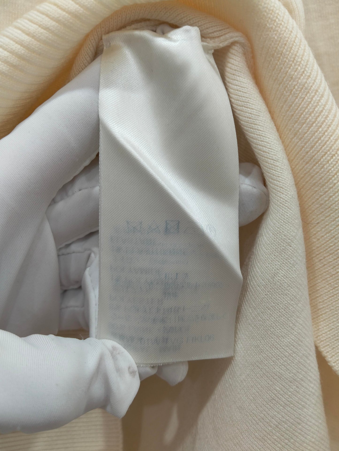 Louis Vuitton - Other - Cloth - Beige - (M)