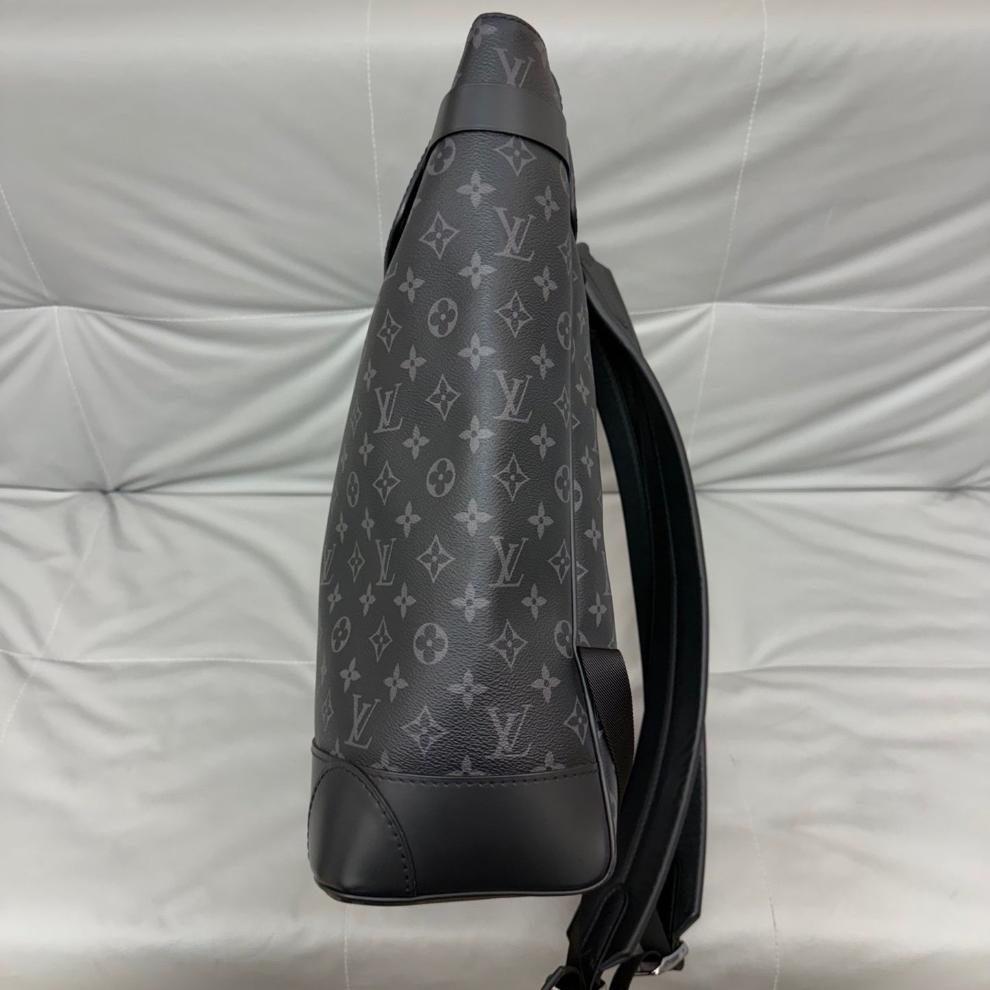 Louis Vuitton - Other - Cloth - Black - (large)