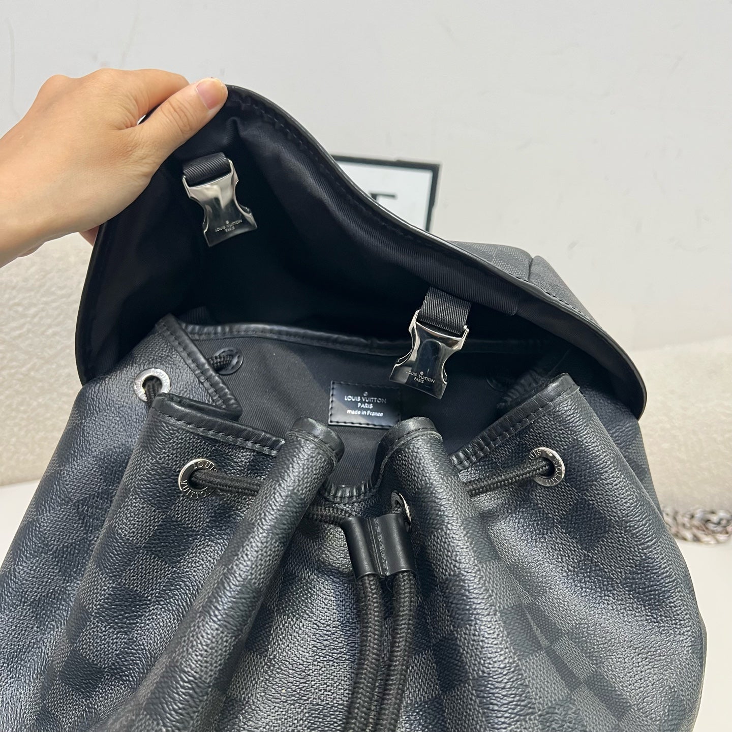 Louis Vuitton - Other - Cloth - Black - (large)
