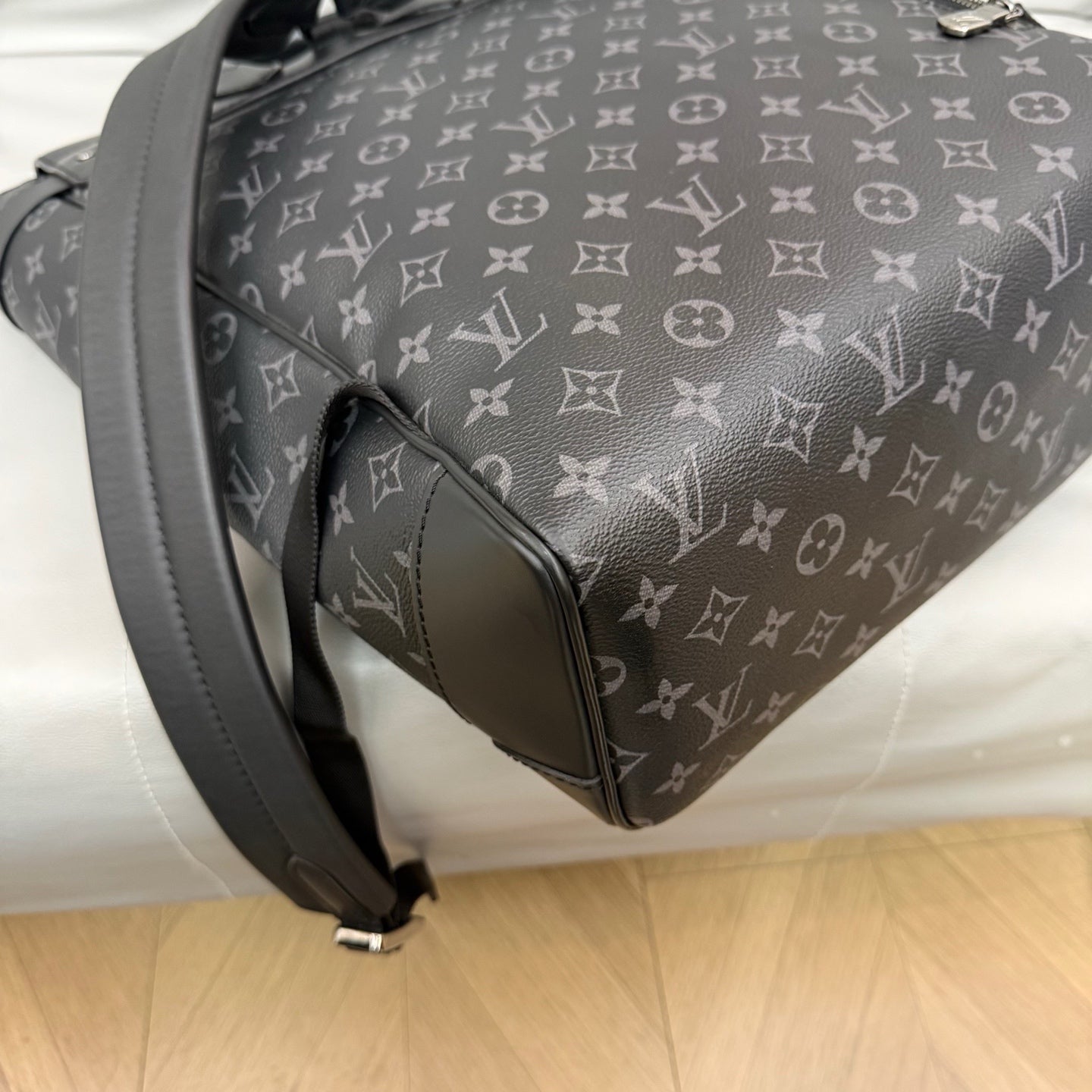 Louis Vuitton - Other - Cloth - Black - (large)