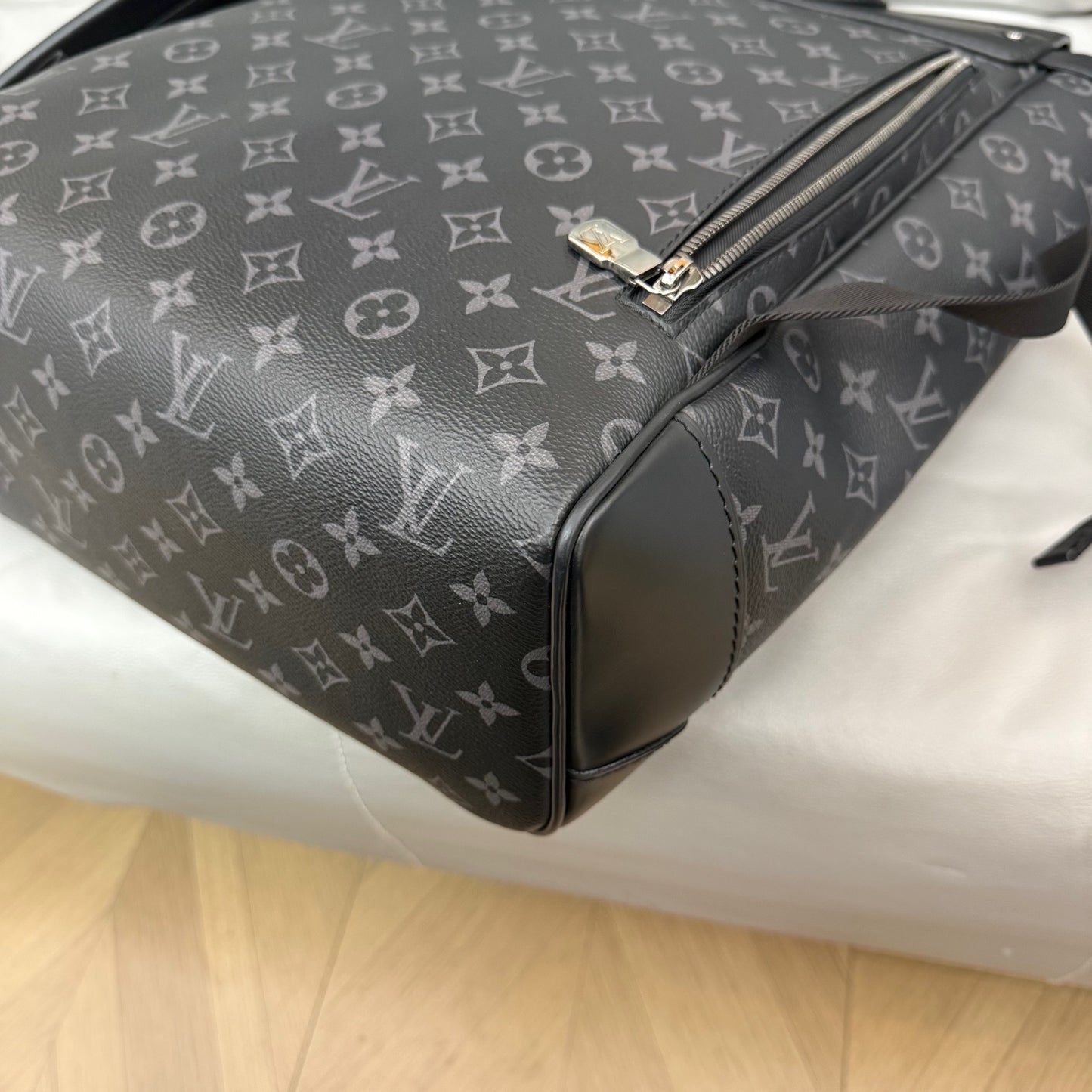 Louis Vuitton - Other - Cloth - Black - (large)