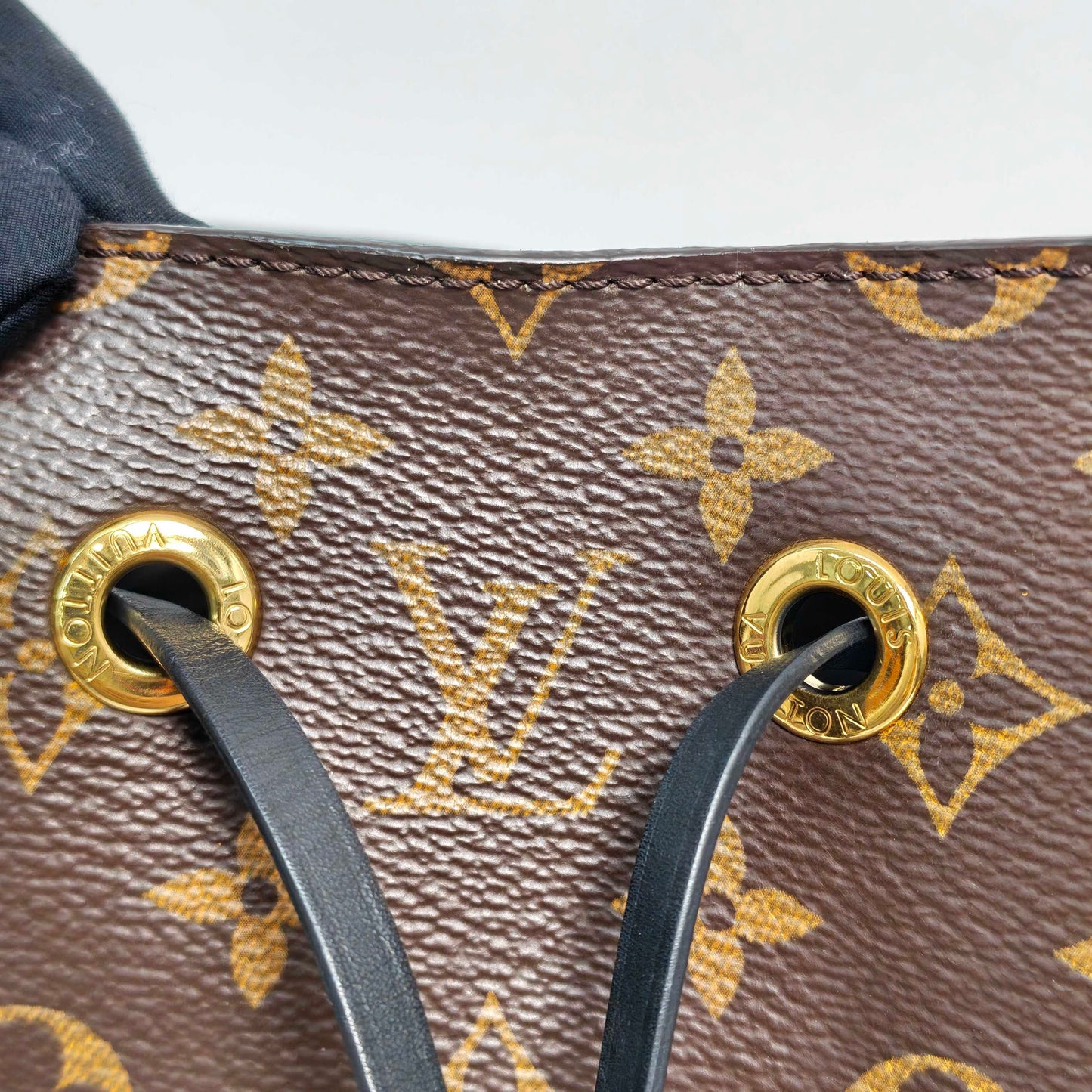 Louis Vuitton - Other - Cloth - Black - (medium)