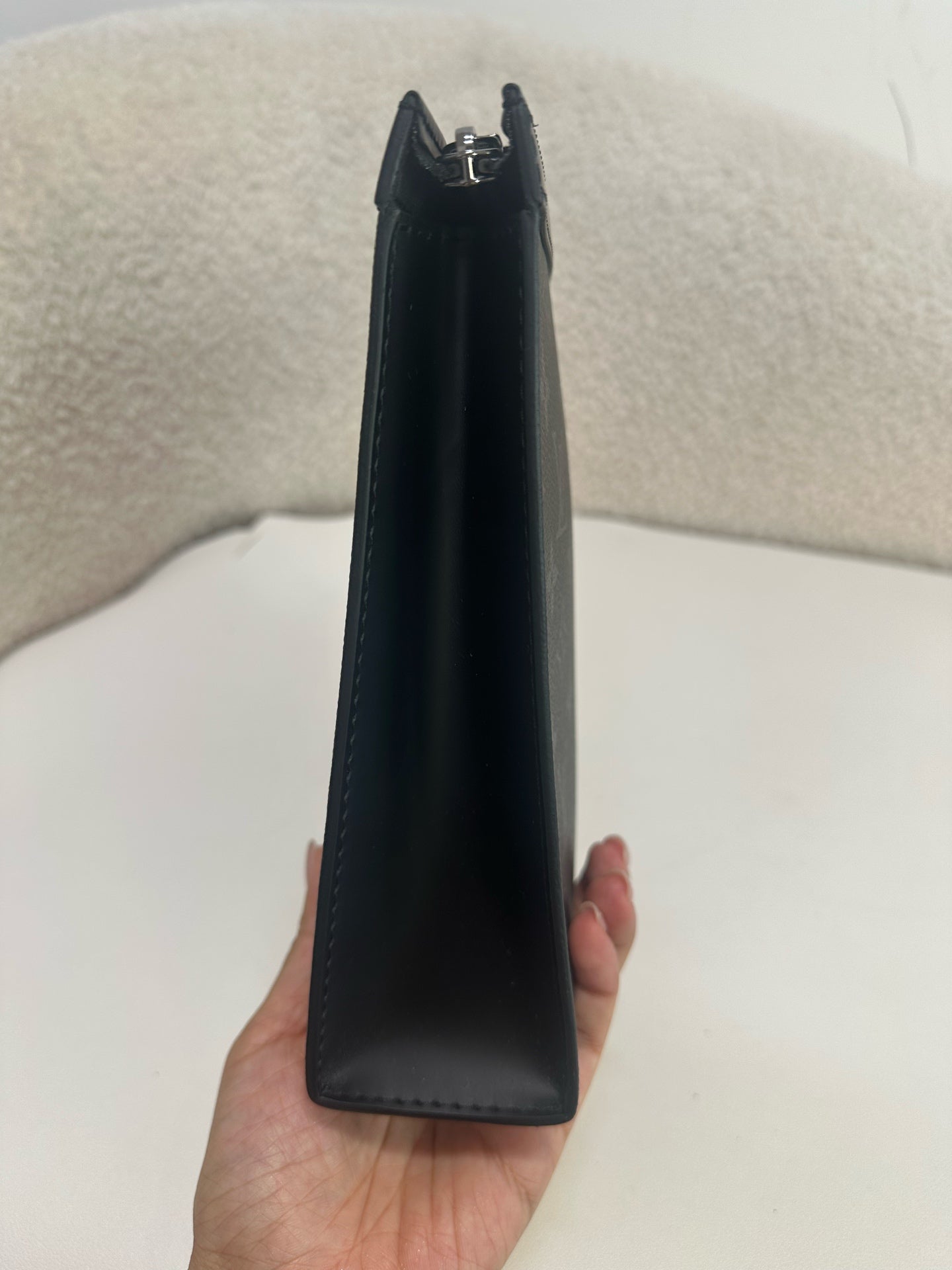 Louis Vuitton - Other - Cloth - Black - (medium)