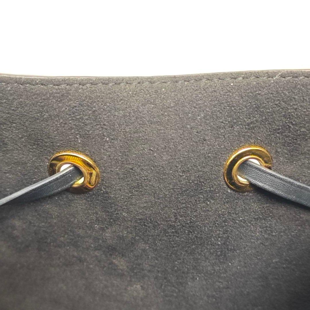 Louis Vuitton - Other - Cloth - Black - (medium)