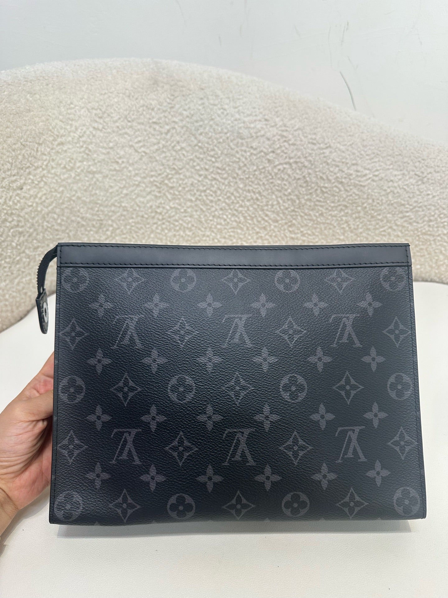 Louis Vuitton - Other - Cloth - Black - (medium)
