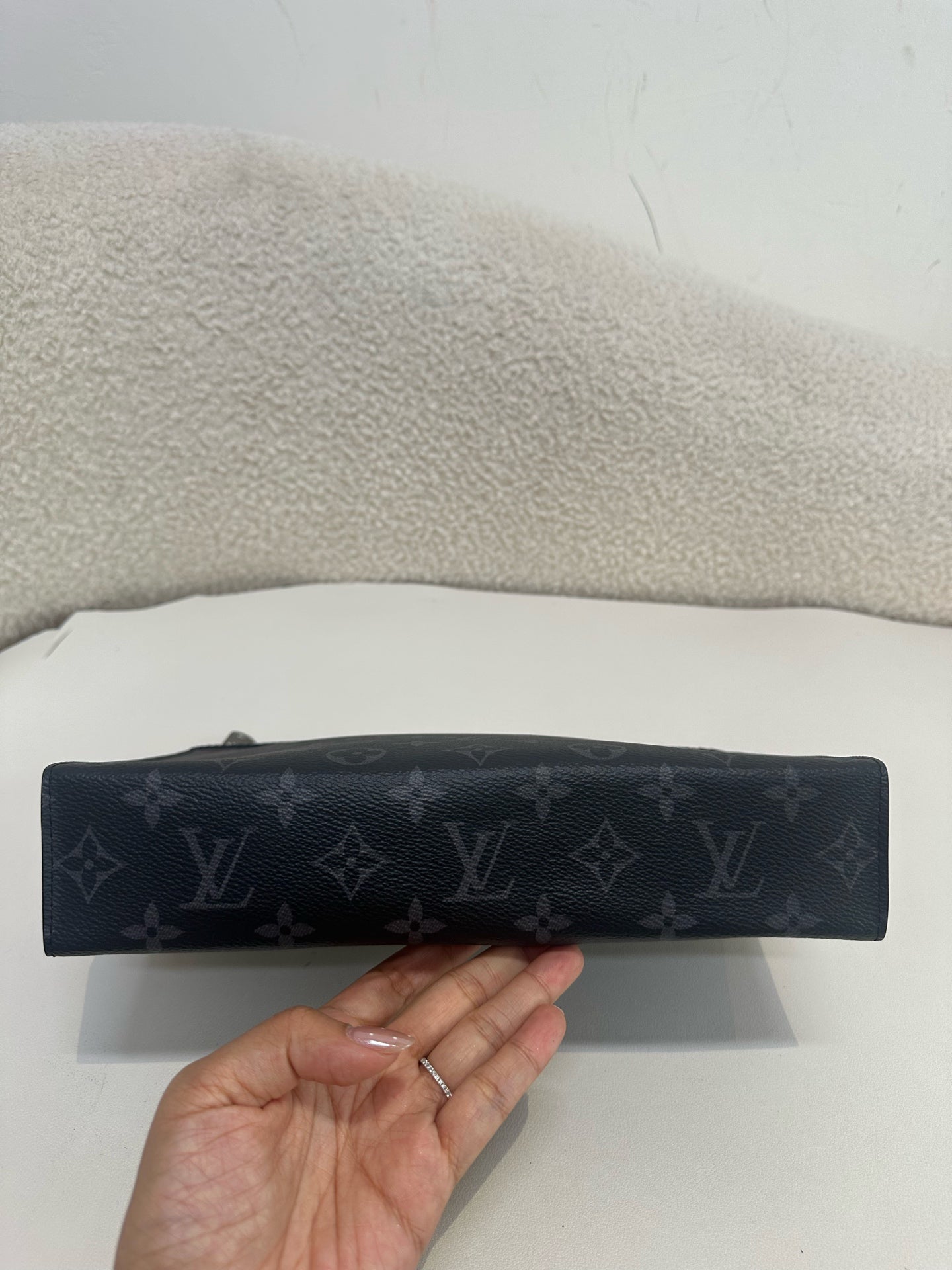 Louis Vuitton - Other - Cloth - Black - (medium)