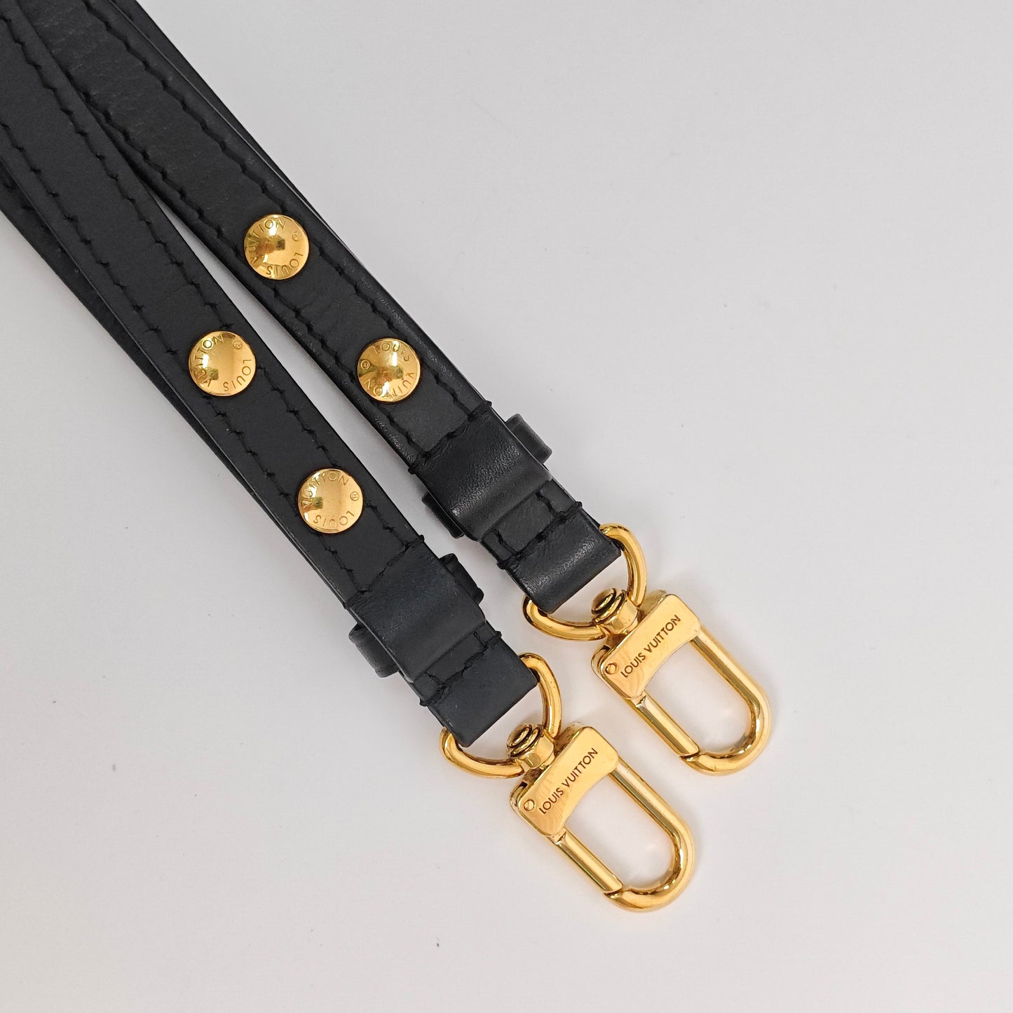 Louis Vuitton - Other - Cloth - Black - (medium)