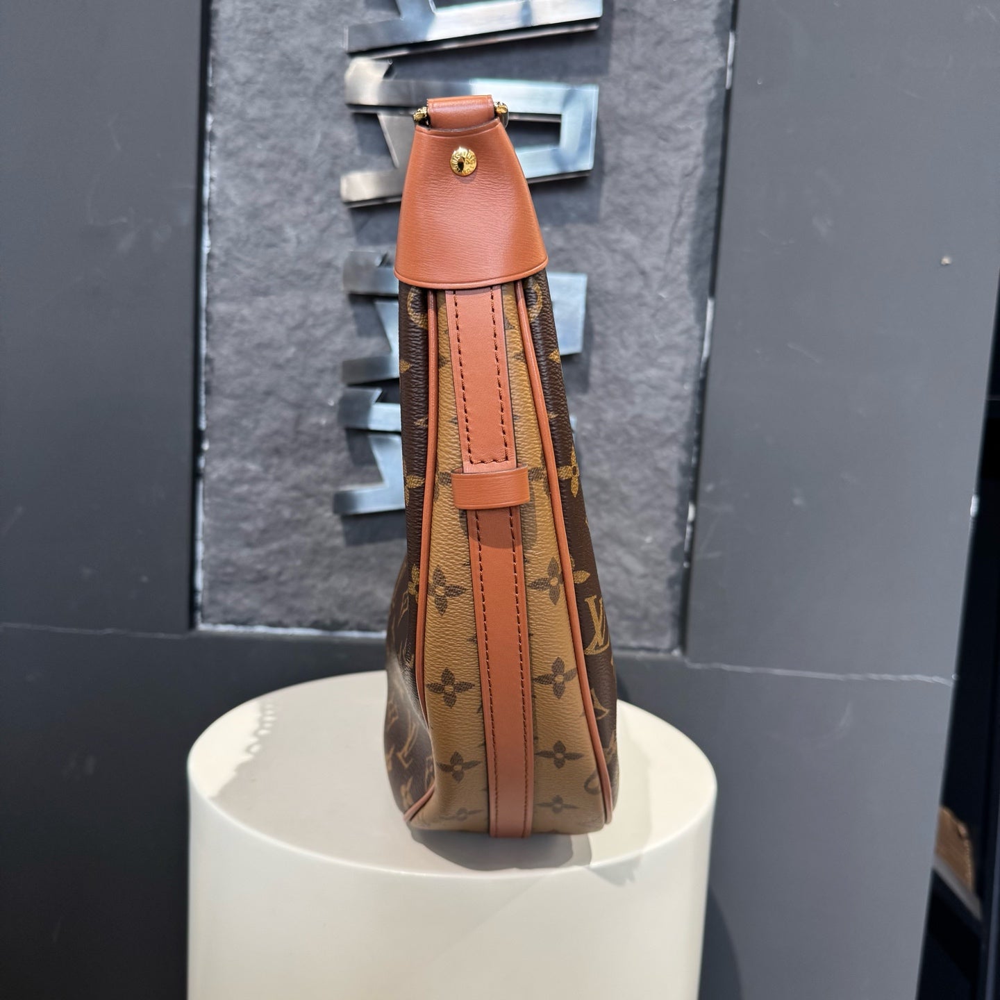 Louis Vuitton - Other - Cloth - Brown - (large)