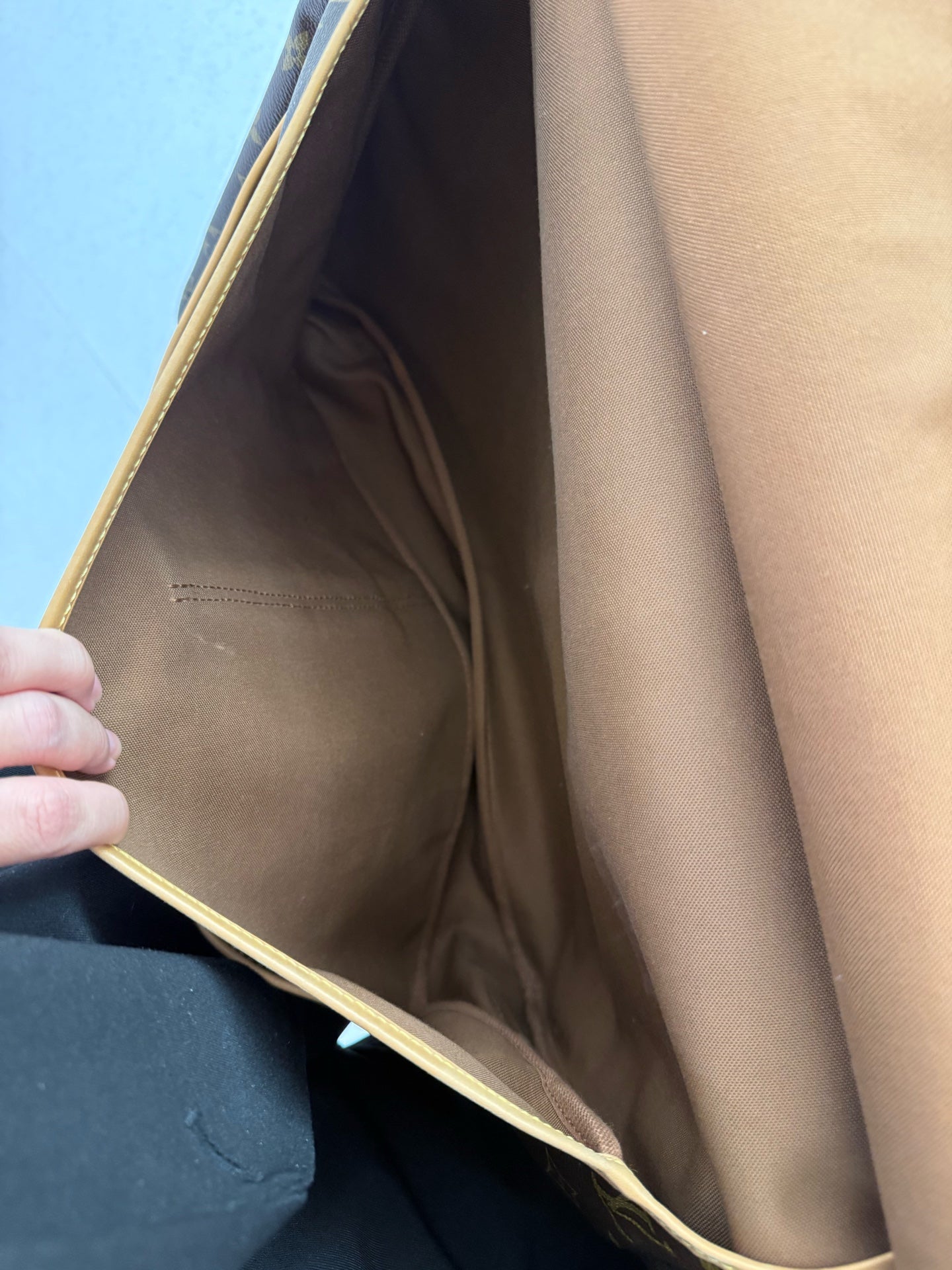 Louis Vuitton - Other - Cloth - Brown - (large)