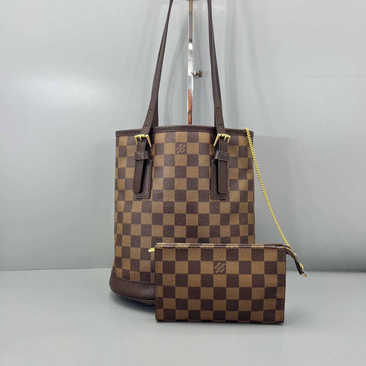 Louis Vuitton - Other - Cloth - Brown - (medium)