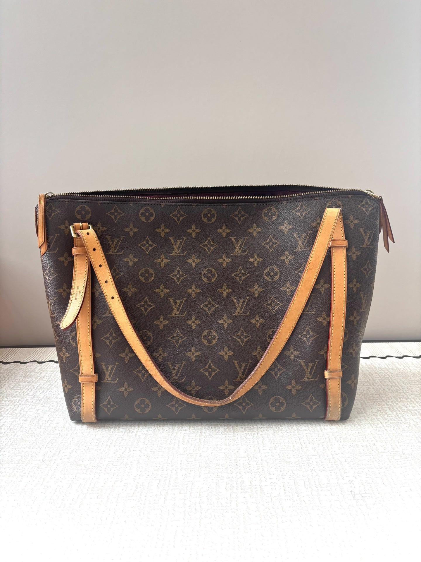 Louis Vuitton - Other - Cloth - Brown - (medium)