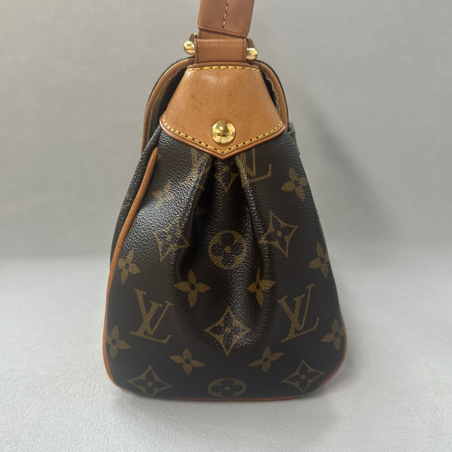 Louis Vuitton - Other - Cloth - Brown - (medium)