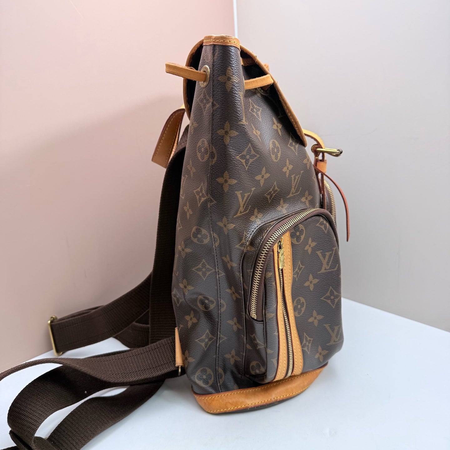 Louis Vuitton - Other - Cloth - Brown - (medium)
