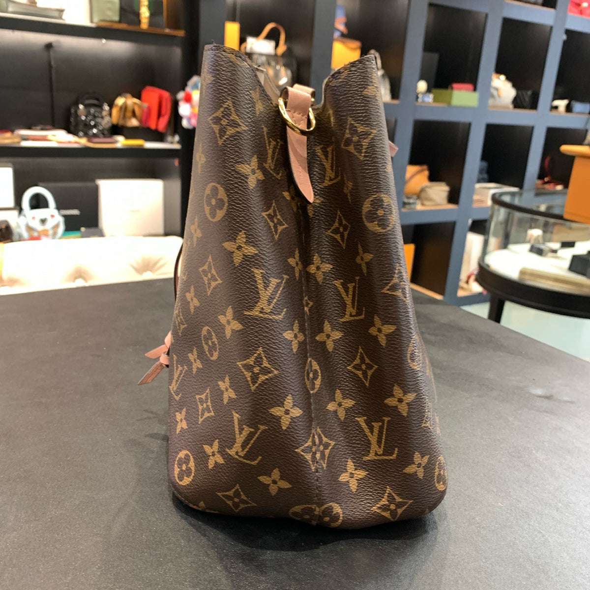 Louis Vuitton - Other - Cloth - Brown - (Medium)
