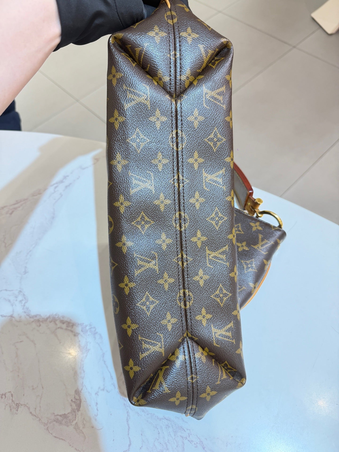 Louis Vuitton - Other - Cloth - Brown - (medium)