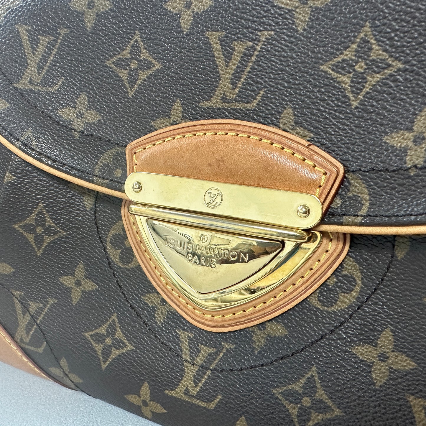 Louis Vuitton - Other - Cloth - Brown - (medium)