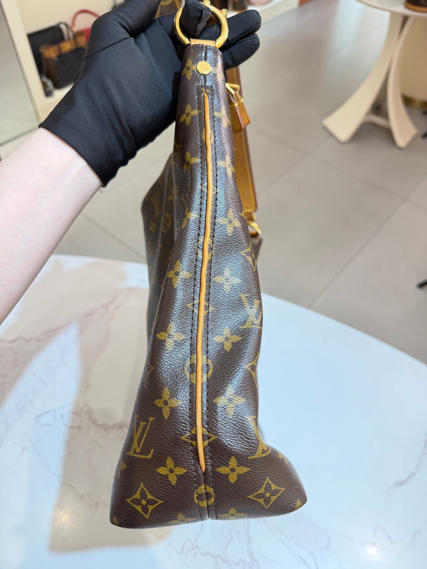 Louis Vuitton - Other - Cloth - Brown - (medium)