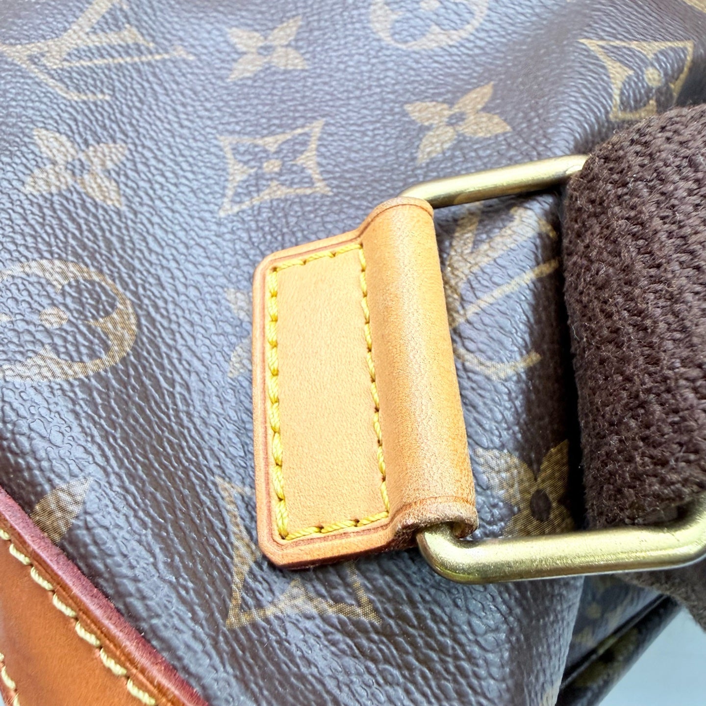 Louis Vuitton - Other - Cloth - Brown - (medium)