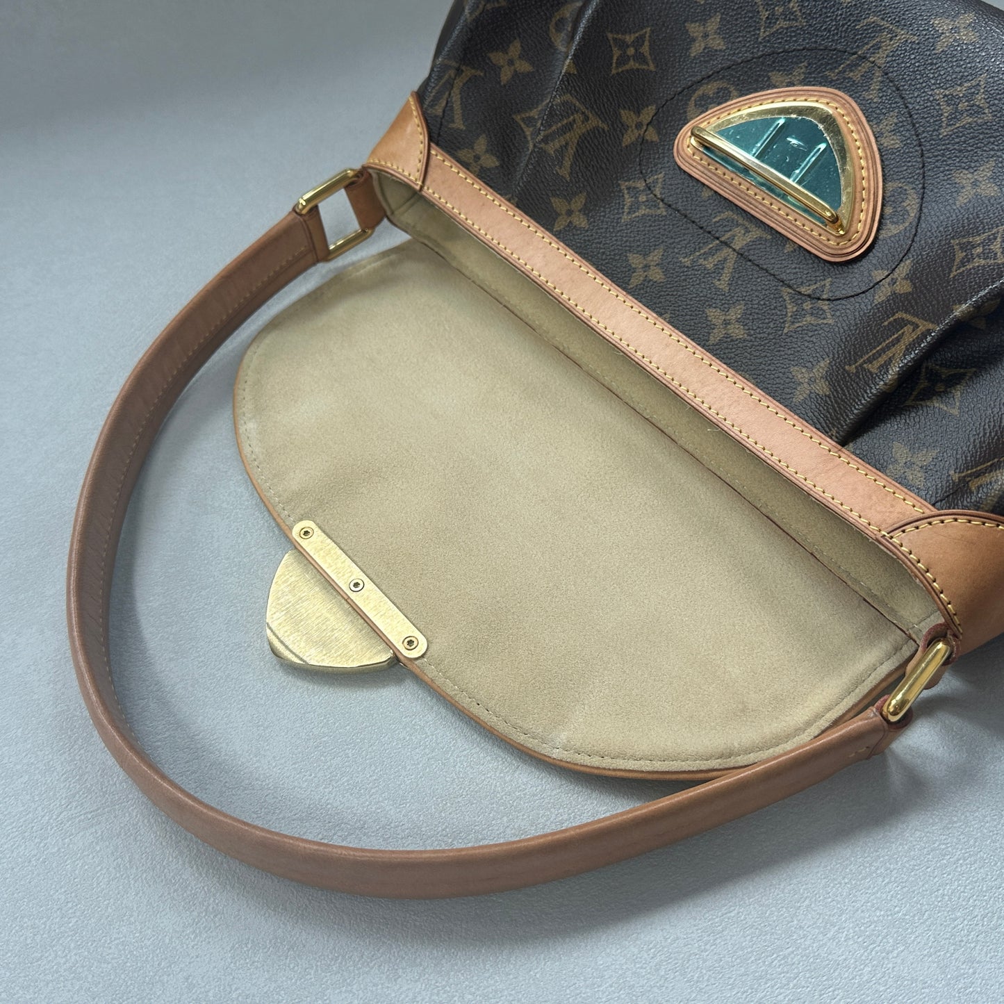 Louis Vuitton - Other - Cloth - Brown - (medium)