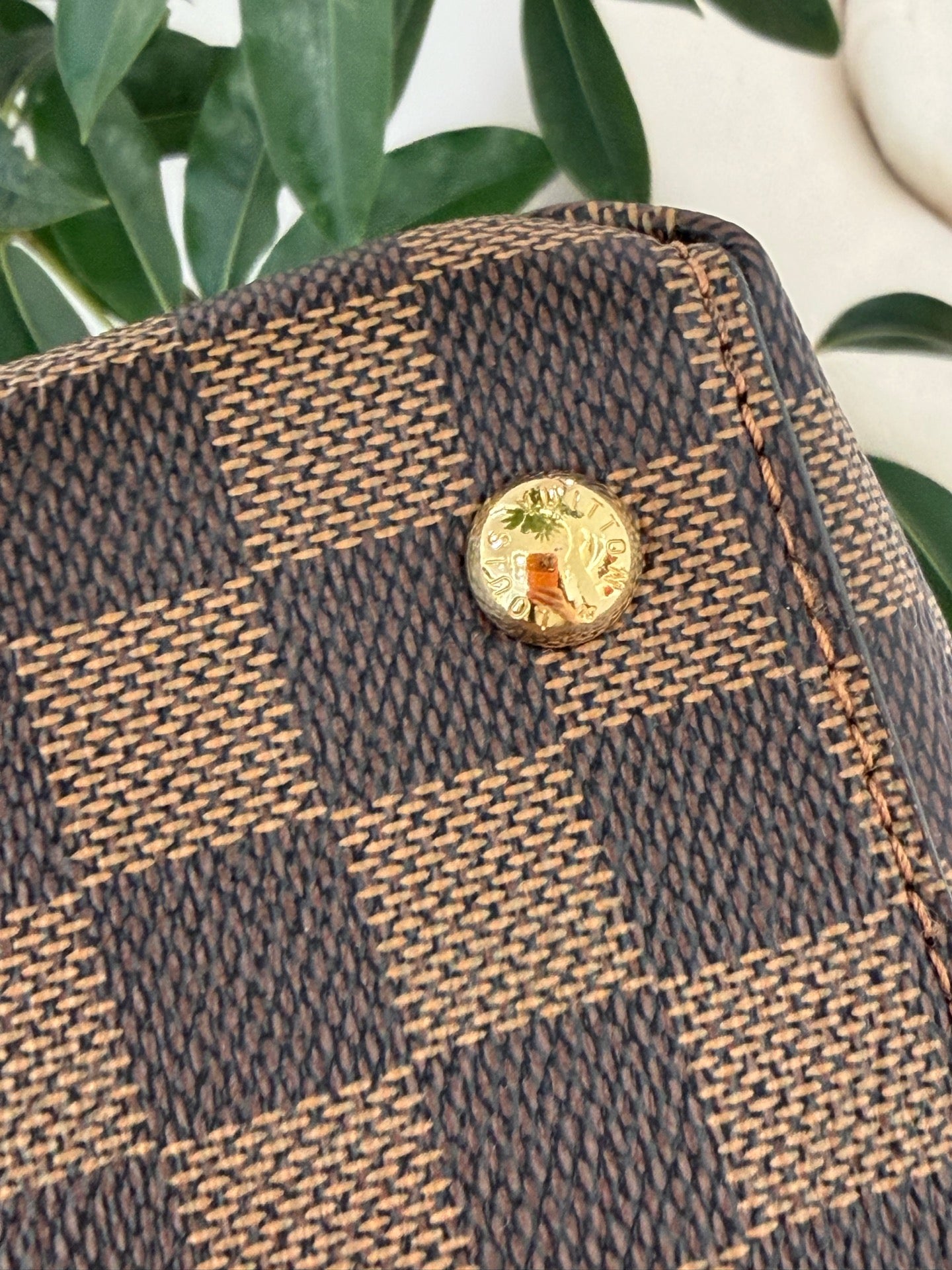 Louis Vuitton - Other - Cloth - Brown - (medium)