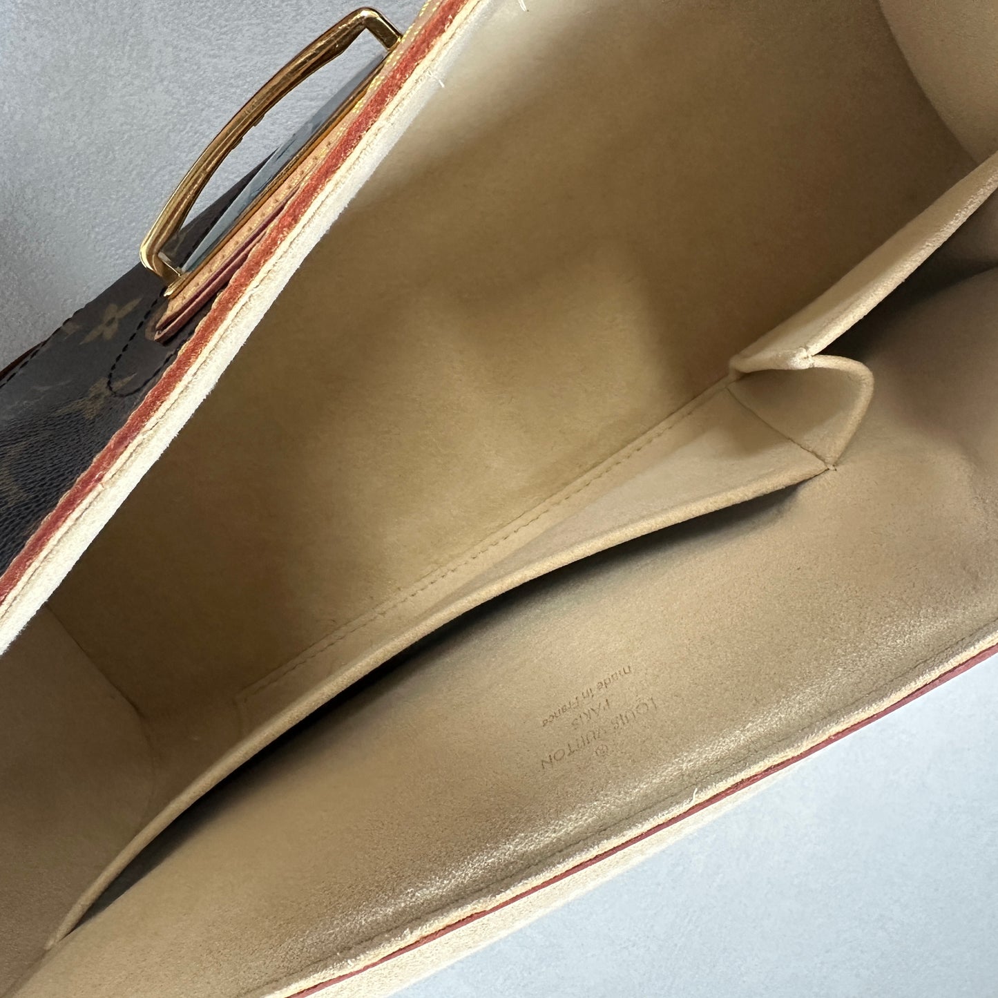 Louis Vuitton - Other - Cloth - Brown - (medium)