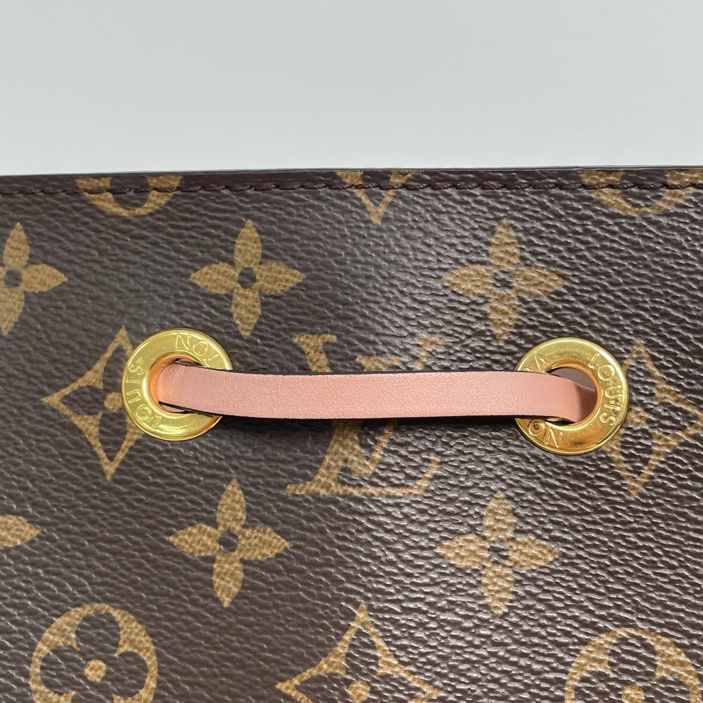 Louis Vuitton - Other - Cloth - Brown - (medium)