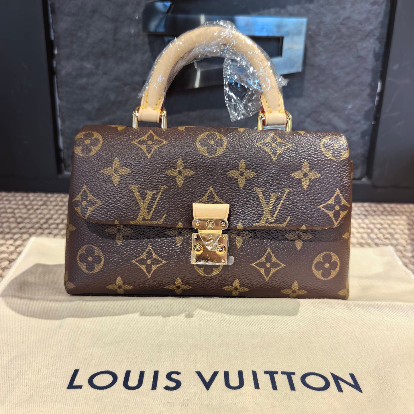 Louis Vuitton - Other - Cloth - Brown - (mini)