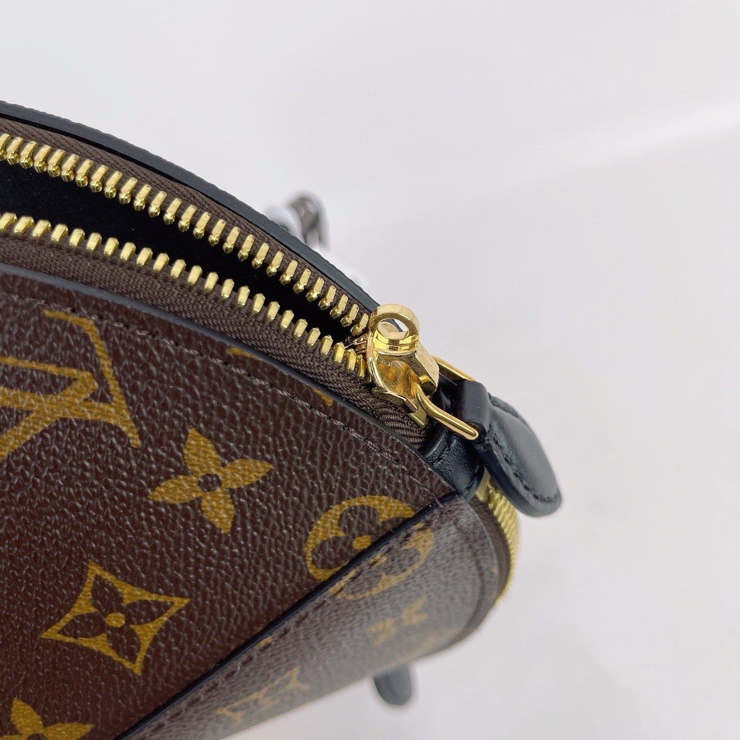 Louis Vuitton - Other - Cloth - Brown - (mini)